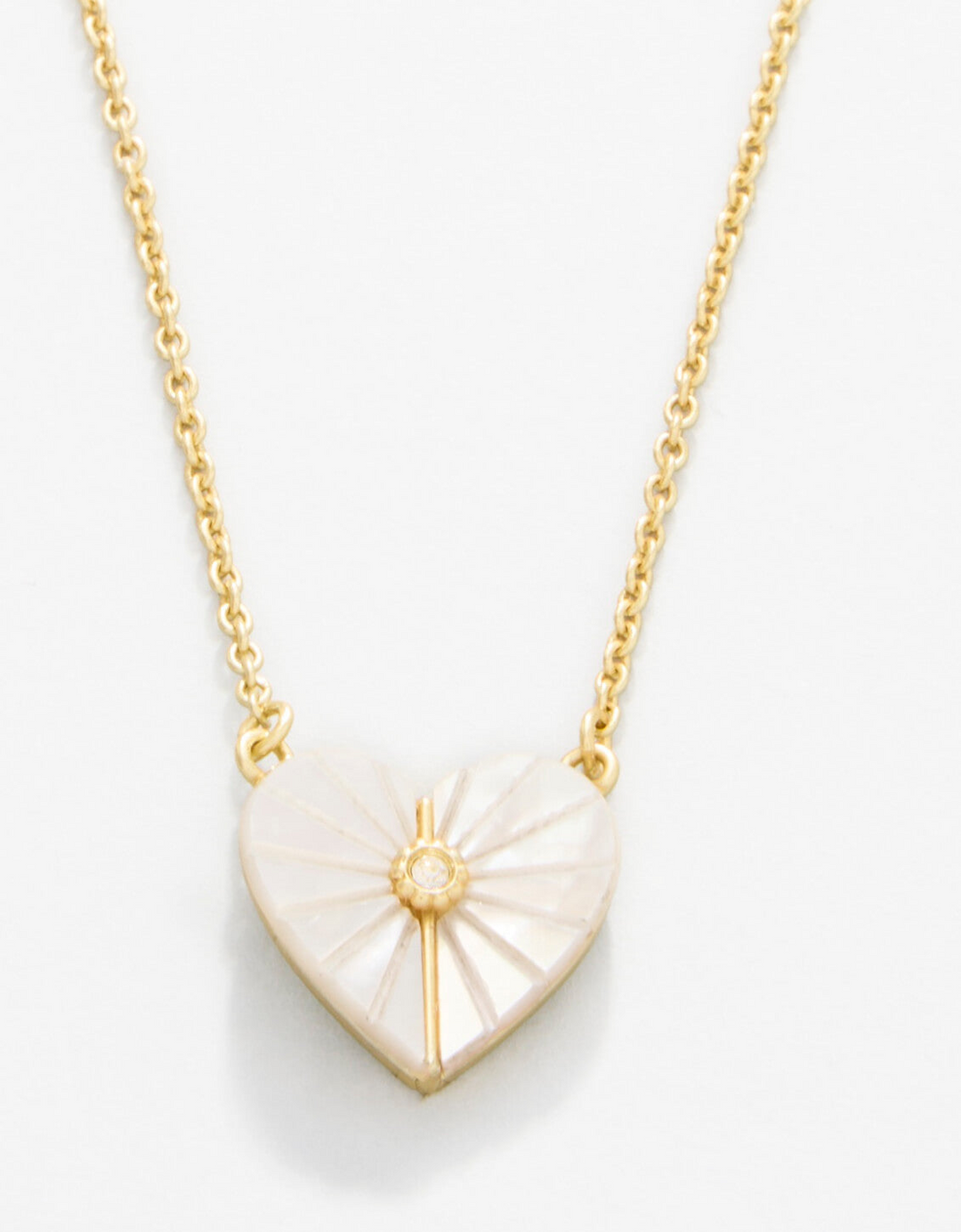 Sea La Vie - 18" Radiant/Mother-of-Pearl Heart