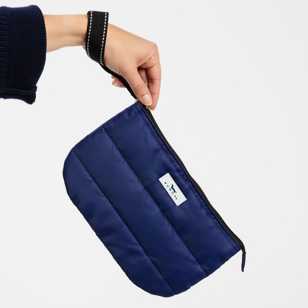 Roamy Wristlet - Navy Puffer