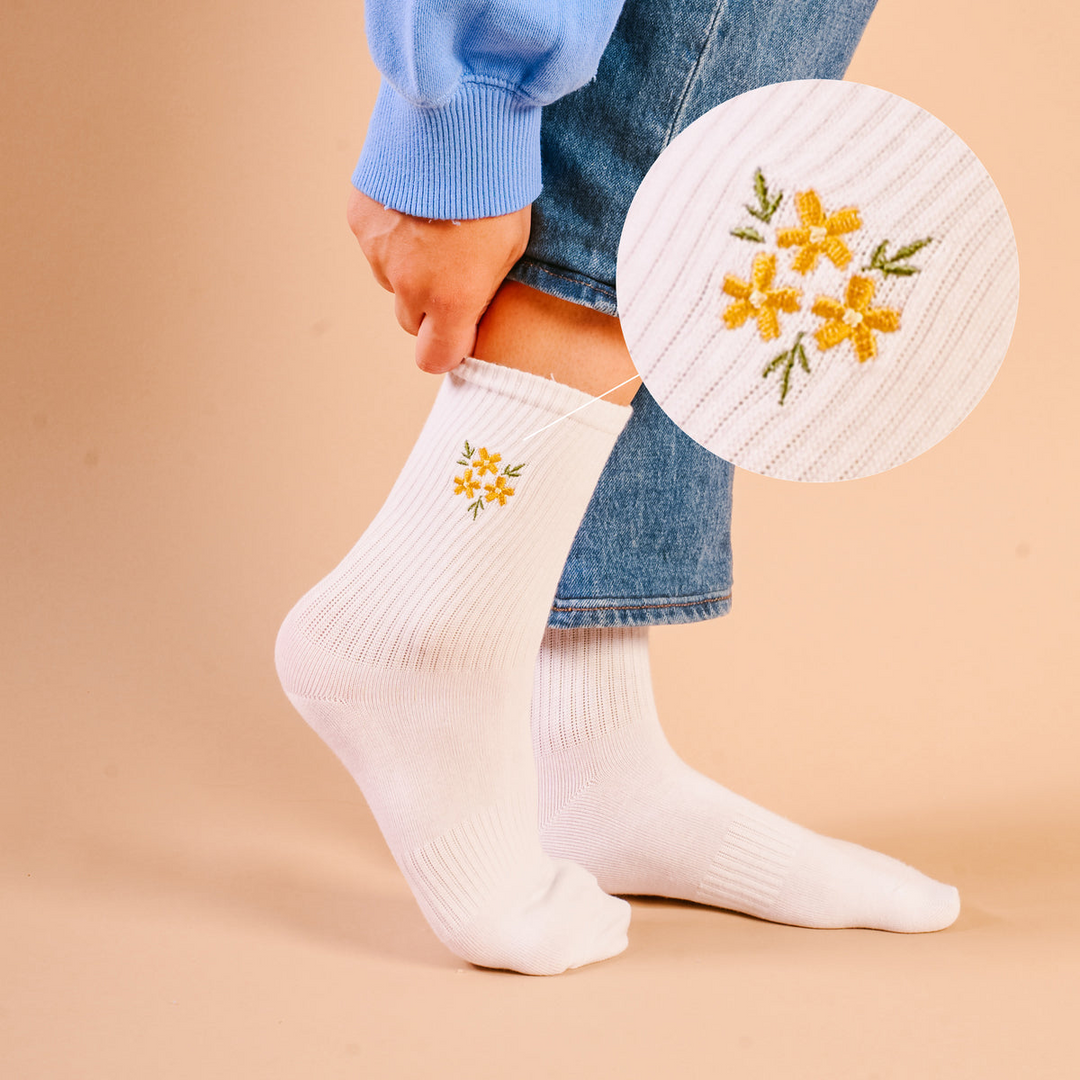 Embroidered Crew Socks - Floral Yellow