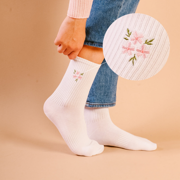 Embroidered Crew Socks - Floral Pink